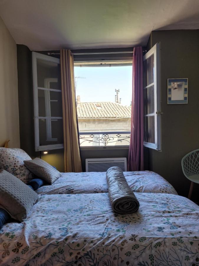Ferienwohnung Un Nid Sur Les Toits Face Au Palais Des Papes Avignon Exterior foto
