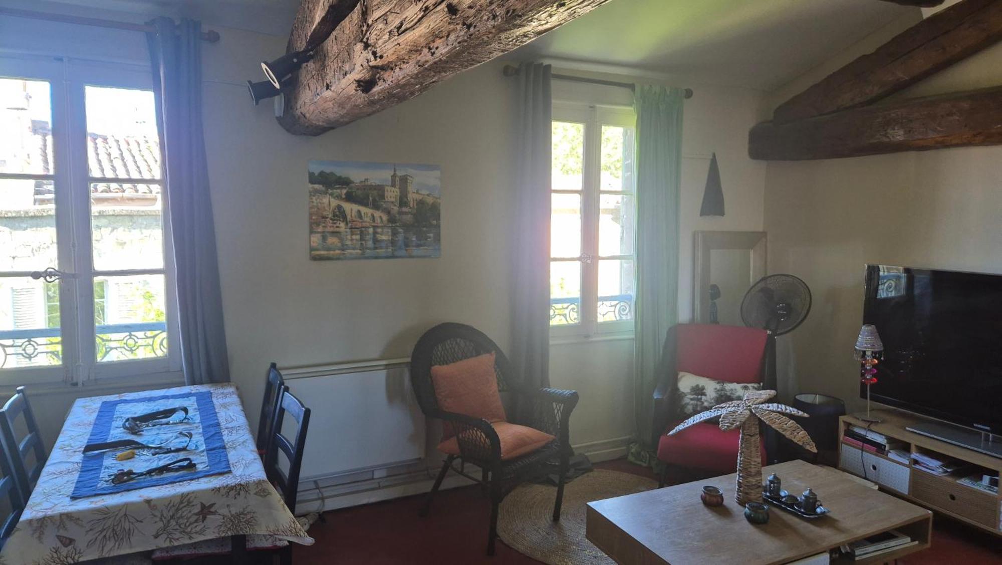 Ferienwohnung Un Nid Sur Les Toits Face Au Palais Des Papes Avignon Exterior foto